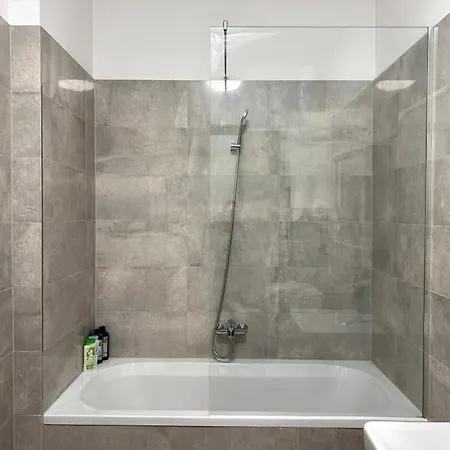Modernes Apartment In Karlsplatz Naehe 15 Wiedeń Zewnętrze zdjęcie