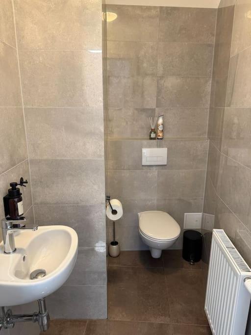 Modernes In Karlsplatz Naehe 15 Apartment Wien