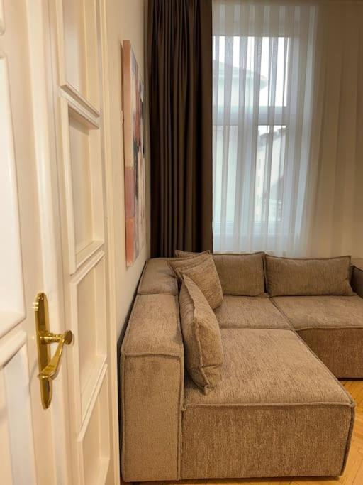Apartamento Modernes In Karlsplatz Naehe 15 *
